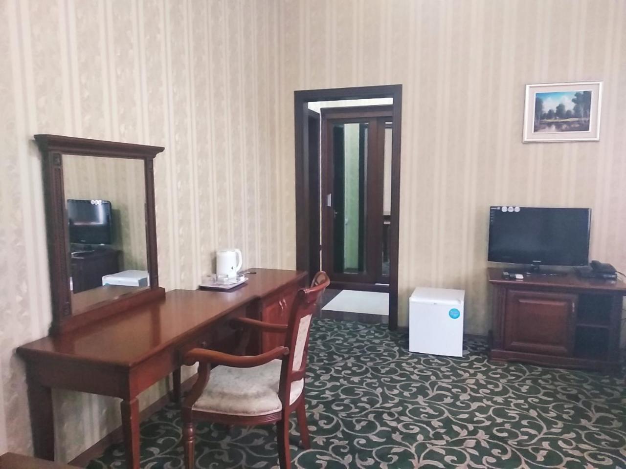 Western Suites Hotel 타슈켄트 외부 사진
